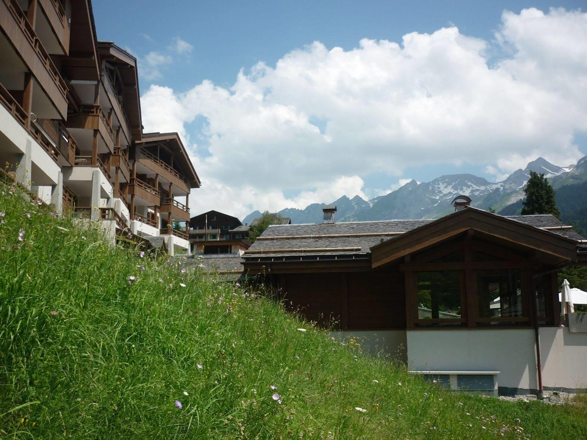 Residence - Les Grandes Alpes La Clusaz Exteriör bild