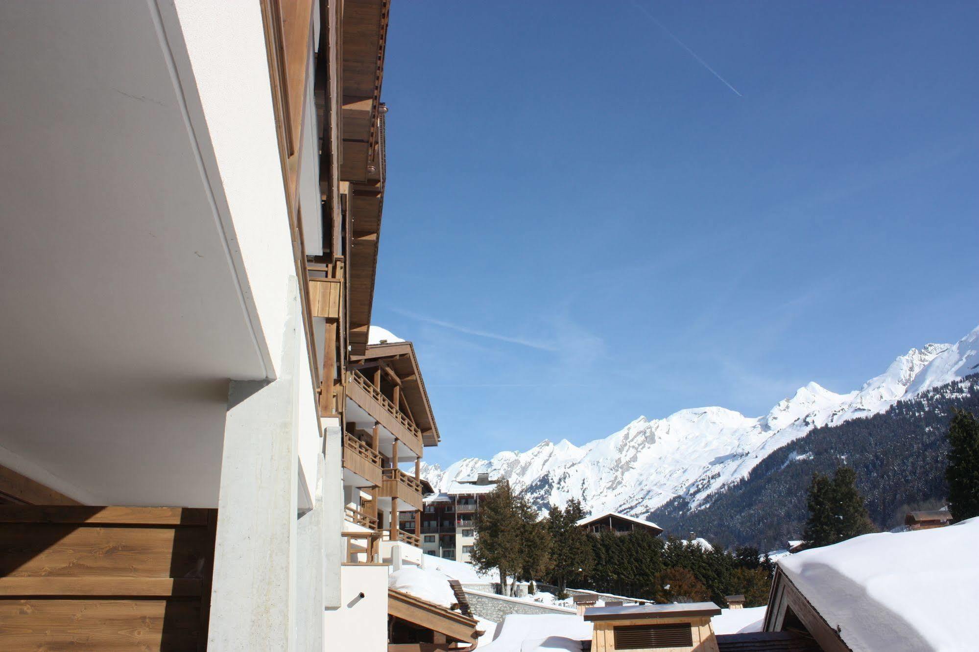Residence - Les Grandes Alpes La Clusaz Exteriör bild